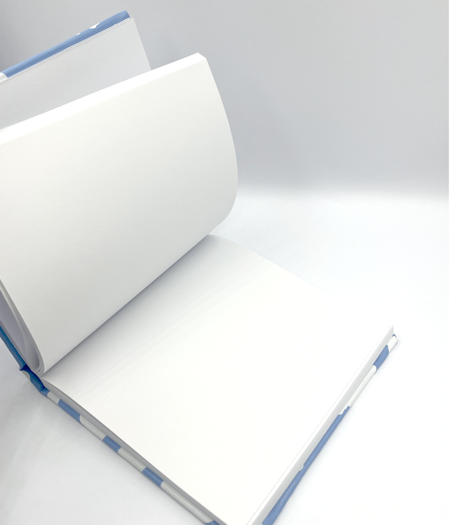 Libreta pasta dura NUBES